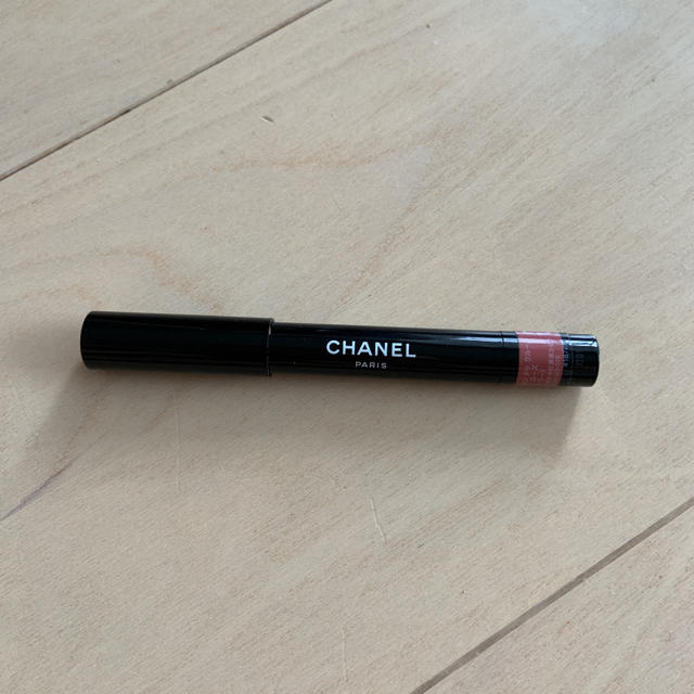 CHANEL(シャネル)のシャネル ルルージュ クレヨン 限定27 コスメ/美容のベースメイク/化粧品(口紅)の商品写真