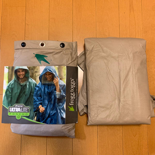 patagonia(パタゴニア)の【新品】Frogg Toggs packable Poncho ポンチョ カーキ メンズのジャケット/アウター(ポンチョ)の商品写真