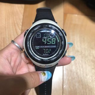 スント(SUUNTO)のSUUNTO VECTOR スント ベクター ホワイト(腕時計(デジタル))