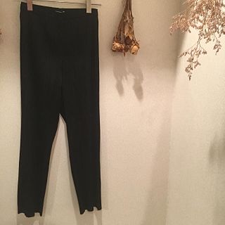 プリーツプリーズイッセイミヤケ(PLEATS PLEASE ISSEY MIYAKE)の  pleats please  パンツ  ブラック(カジュアルパンツ)