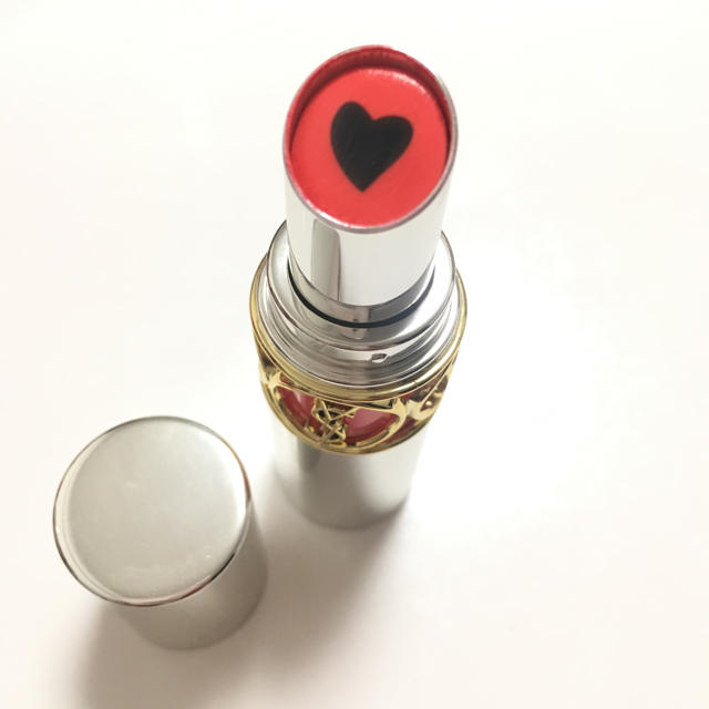 Yves Saint Laurent Beaute(イヴサンローランボーテ)のプランプインカラー コスメ/美容のベースメイク/化粧品(口紅)の商品写真