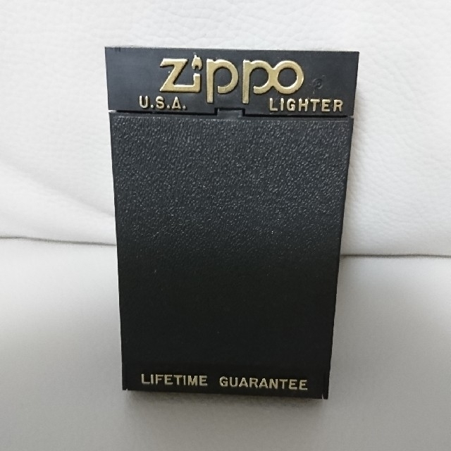 ZIPPO(ジッポー)のZIPPOのライター メンズのファッション小物(タバコグッズ)の商品写真