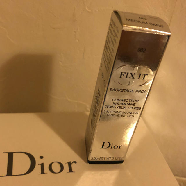 Christian Dior(クリスチャンディオール)のDior コンシーラー fix it 002 バックステージ フィックス イット コスメ/美容のベースメイク/化粧品(コンシーラー)の商品写真