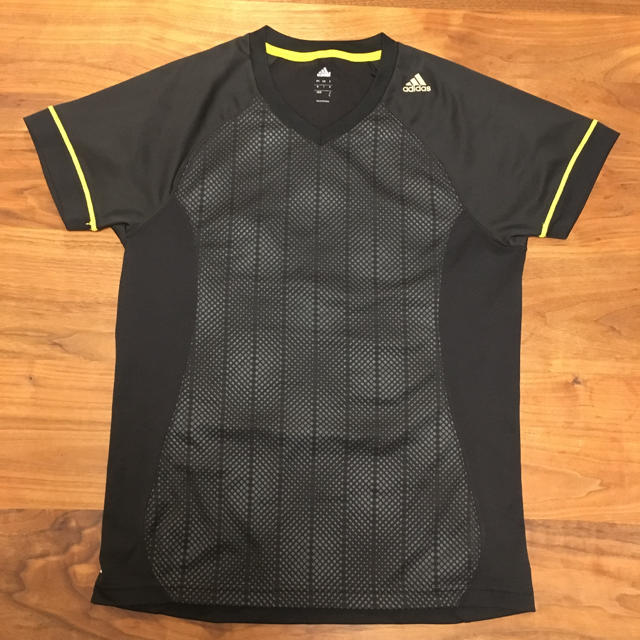 adidas(アディダス)のアディダス Tシャツ メンズのトップス(Tシャツ/カットソー(半袖/袖なし))の商品写真