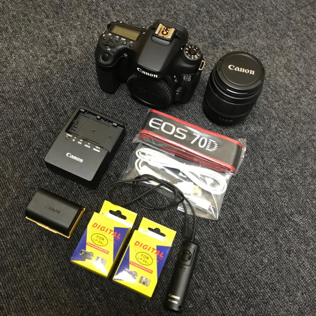 Canon キット デジタル一眼 ボディ セットの通販 by スマホショップ♡CF-Store｜キヤノンならラクマ - EOS70D Canon カメラ レンズ 特価