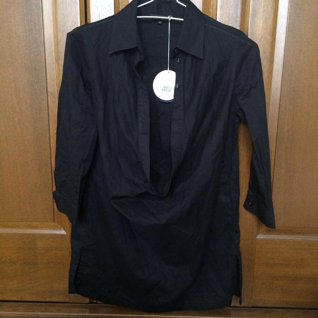 MERCURYDUO(マーキュリーデュオ)の新品タグ付♡マーキュリーデュオ 黒シャツ レディースのトップス(シャツ/ブラウス(長袖/七分))の商品写真