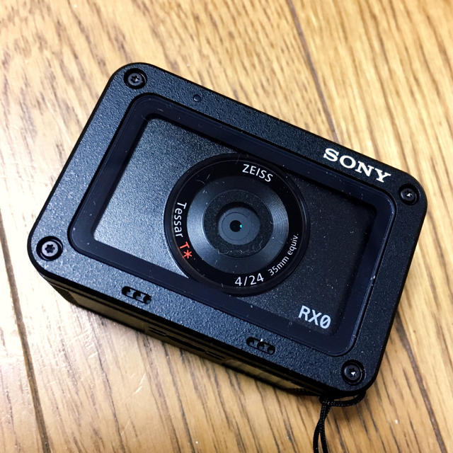 【美品】Sony DSC-RX0 デジタルカメラ アクセサリーキット付き