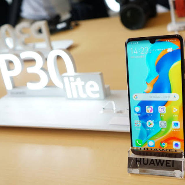 最新 Huawei P30 lite SIM FREE 新品未使用