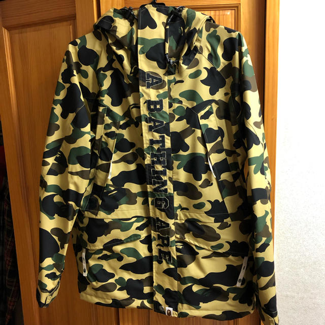 a bathing ape マウンテンパーカー