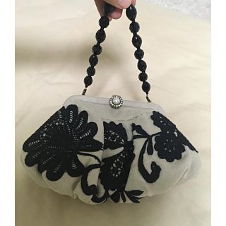 グレースコンチネンタル(GRACE CONTINENTAL)のセレクトショップ購入 パーティーバッグ 刺繍 ビーズ 美品(ハンドバッグ)