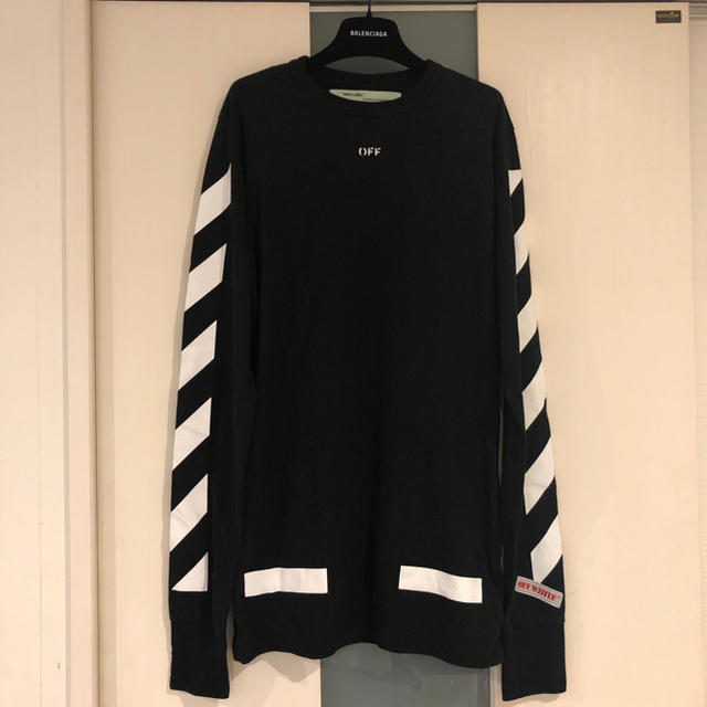 OFF-WHITE(オフホワイト)の本物‼︎ off-white ロンＴ オフホワイト ヴァージル   メンズのトップス(Tシャツ/カットソー(七分/長袖))の商品写真