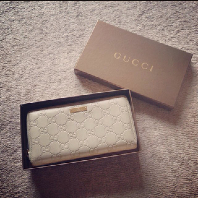 財布 GUCCI - GUCCI round fastener