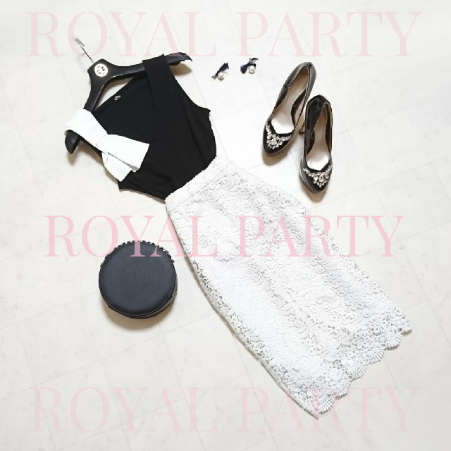 ROYAL PARTY(ロイヤルパーティー)のROYAL PARTY 肩リボンリブトップス レーススカート セット レディースのレディース その他(セット/コーデ)の商品写真