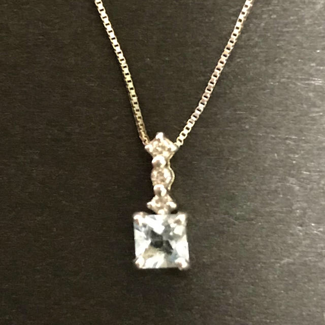 アクアマリン ダイヤモンド（0.04ct) 18KWG ホワイトゴールド