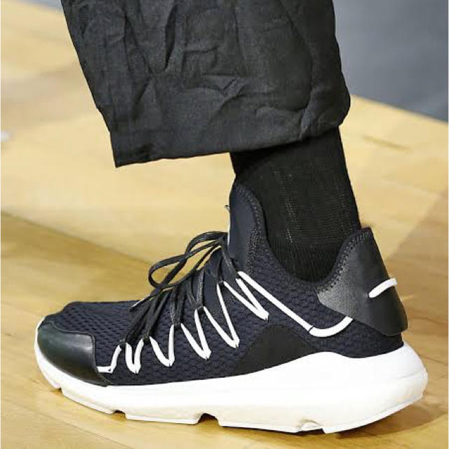 Y-3(ワイスリー)のわんぱく様専用 【格安】Y-3  KUSARI 25cm メンズの靴/シューズ(スニーカー)の商品写真