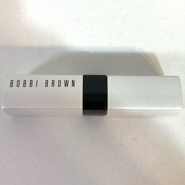 BOBBI BROWN(ボビイブラウン)の【BOBBI BROWN】エクストラリップティント ベアピンクスパークル 中古 コスメ/美容のベースメイク/化粧品(口紅)の商品写真