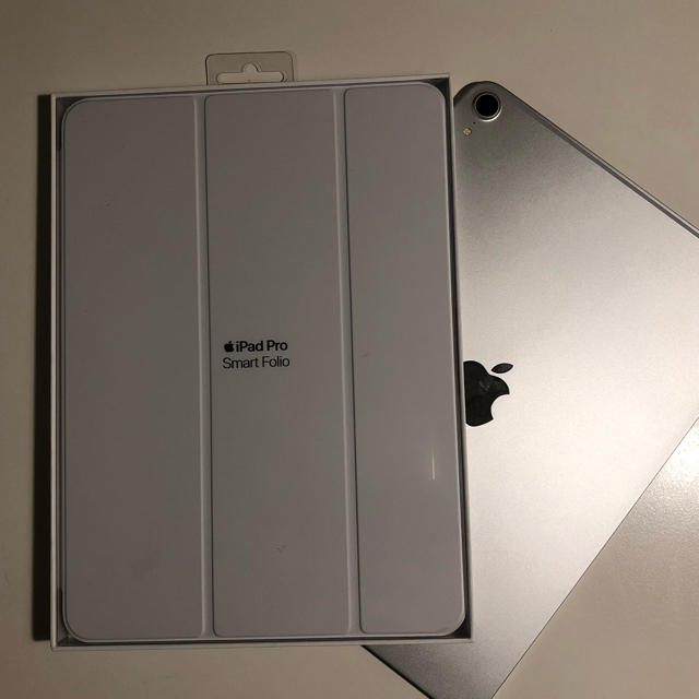 11インチ iPad Pro用 Smart Folio 新品未開封