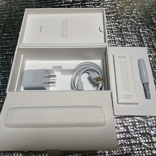 IQOS(アイコス)のIQOS 3 MULTI 中古品 メンズのファッション小物(タバコグッズ)の商品写真