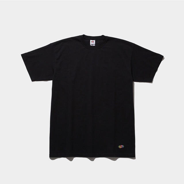 FRAGMENT(フラグメント)のFRUIT OF THE LOOM convini  黒Tシャツ Lサイズ メンズのトップス(Tシャツ/カットソー(半袖/袖なし))の商品写真
