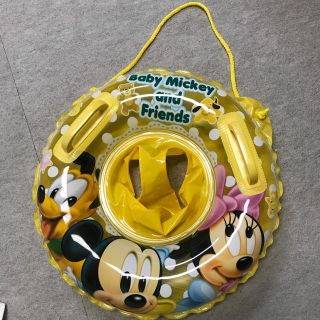 ディズニー(Disney)の足つき浮き輪(マリン/スイミング)