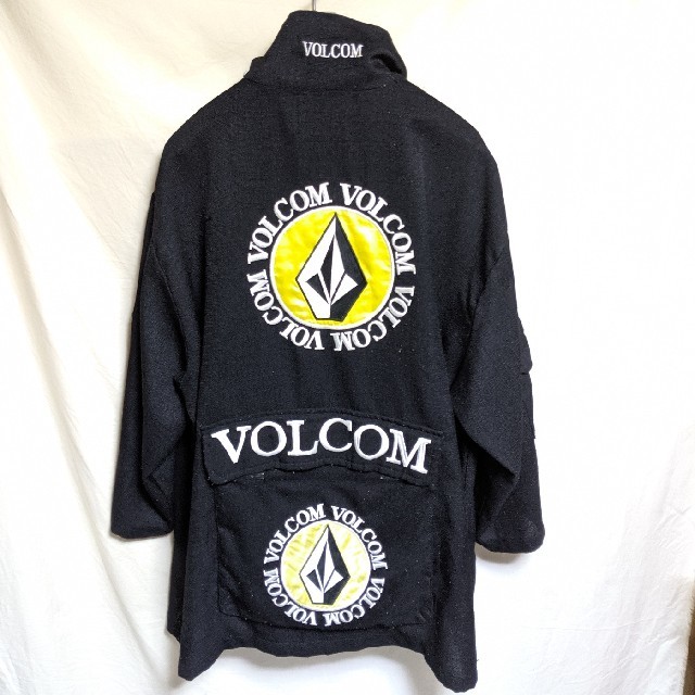 値下げ中　VOLCOM ナイロンジャケット(コーチジャケット)