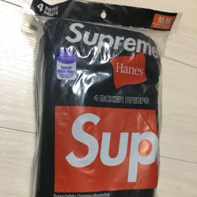 Supreme(シュプリーム)の【新品・未開封】Supreme Hanes ボクサーパンツ 黒 再入荷！ メンズのアンダーウェア(ボクサーパンツ)の商品写真
