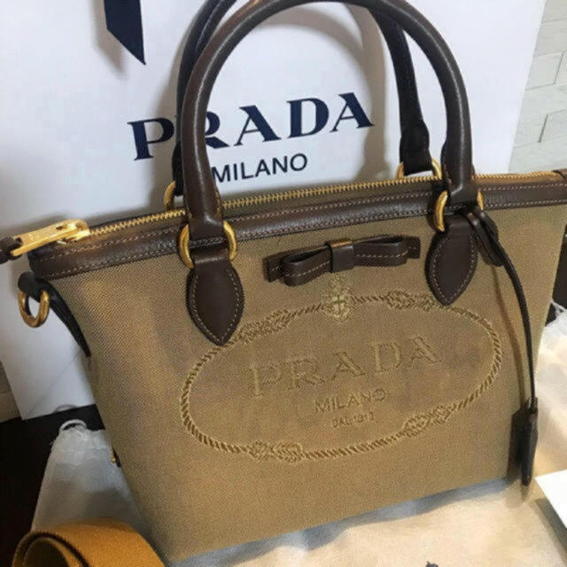 【本日限り！タイムセール！新品！送料こみ】PRADA 2wayバック