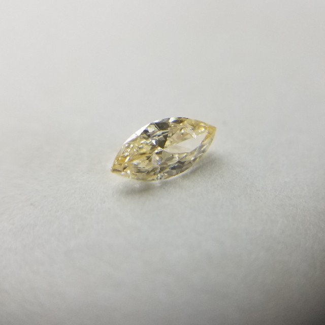 0.115 ct 天然 イエロー ダイヤモンド 未ソーティング