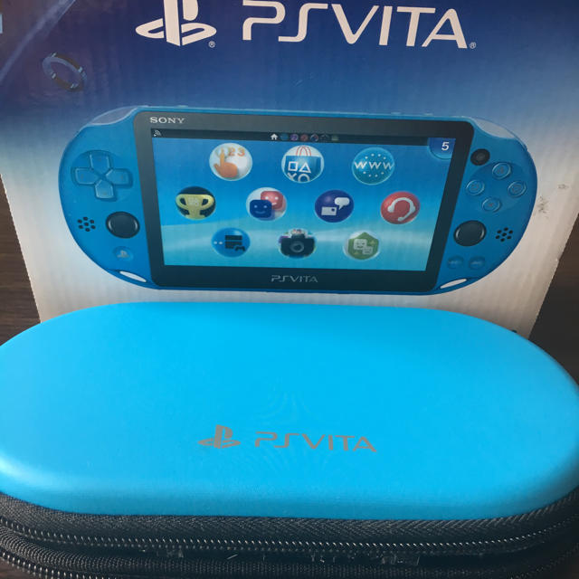 PlayStation Vita(プレイステーションヴィータ)のpsvita 2000 エンタメ/ホビーのゲームソフト/ゲーム機本体(携帯用ゲーム機本体)の商品写真