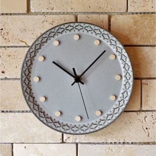 デンマーク Cordial コーディアル 北欧 食器 壁掛け 電波時計(インテリア雑貨)