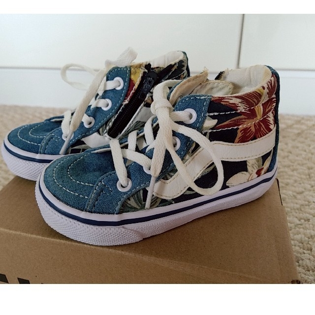 VANS(ヴァンズ)のVANS キッズ　スニーカー　14cm キッズ/ベビー/マタニティのベビー靴/シューズ(~14cm)(スニーカー)の商品写真