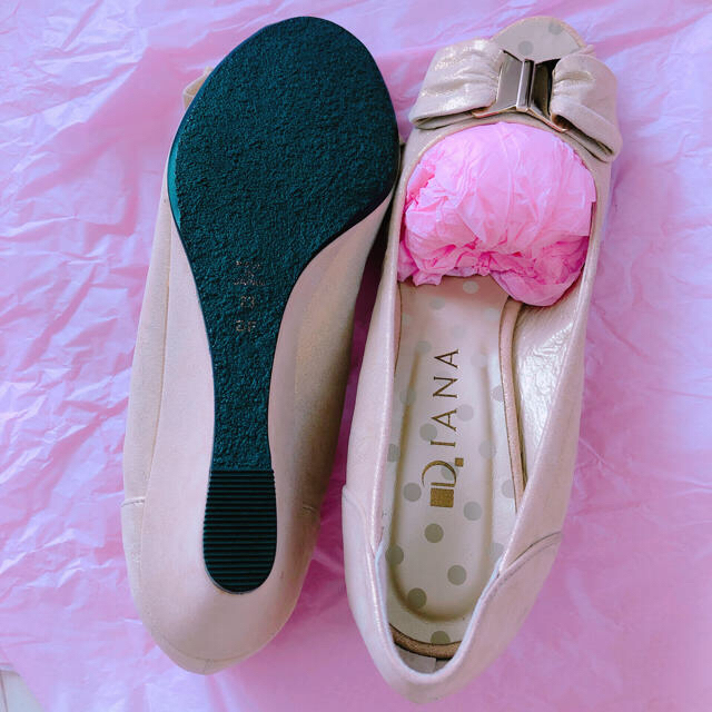 DIANA(ダイアナ)の【新品未使用】ダイアナ　パンプス レディースの靴/シューズ(ハイヒール/パンプス)の商品写真
