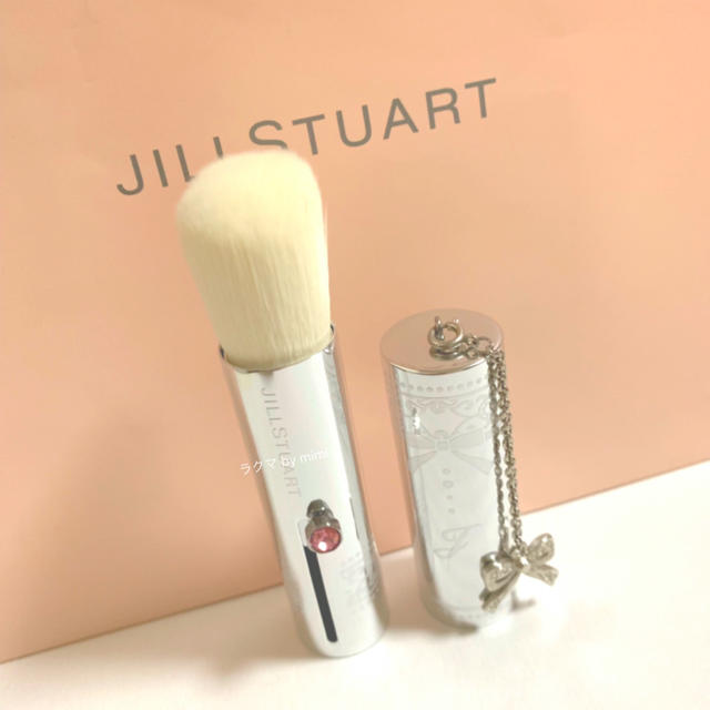 JILLSTUART(ジルスチュアート)の未使用 チークブラシ ジルスチュアート コスメ/美容のベースメイク/化粧品(チーク)の商品写真