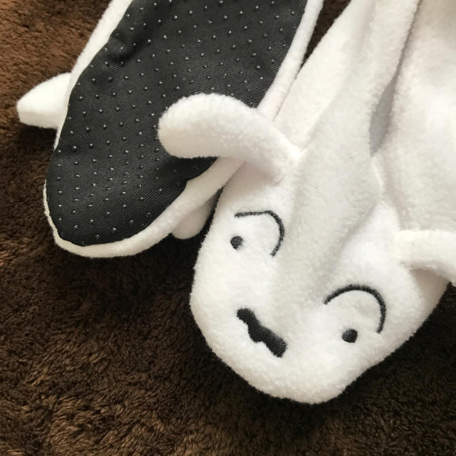 BANDAI(バンダイ)のクレヨンしんちゃん シロスリッパ シューズカバー 靴下 エンタメ/ホビーのおもちゃ/ぬいぐるみ(キャラクターグッズ)の商品写真