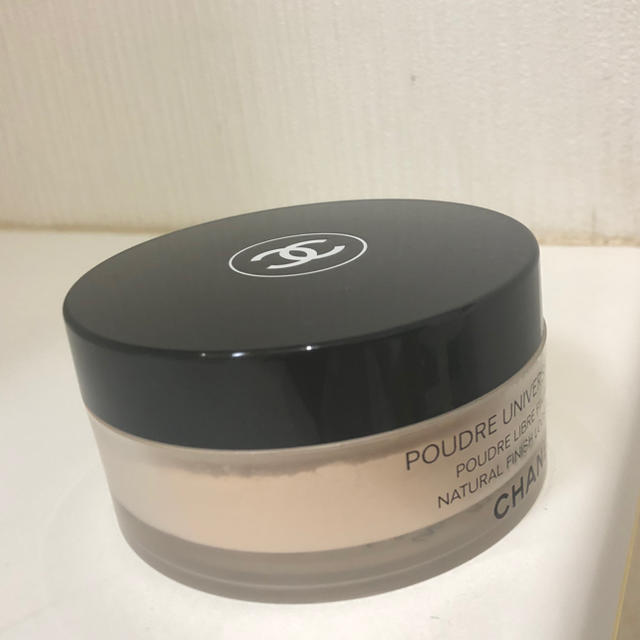 CHANEL(シャネル)のCHANEL シャネル プードゥル ユニヴェルセル リーブル 20【N様専用】 コスメ/美容のベースメイク/化粧品(フェイスパウダー)の商品写真