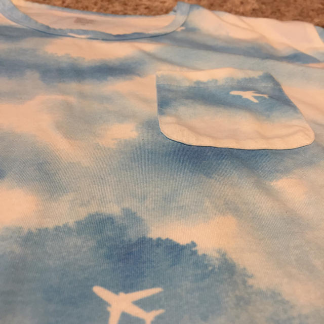Design Tshirts Store graniph(グラニフ)のグラニフ♡空柄Tシャツ レディースのトップス(Tシャツ(半袖/袖なし))の商品写真