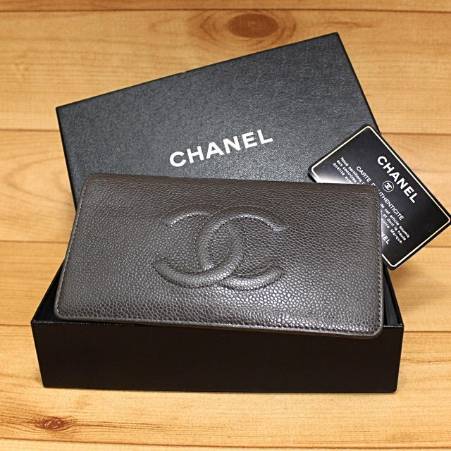 オークション 時計 偽物 、 CHANEL - 正規品【美品】CHANEL キャビアスキン  長財布  の通販 by 【即日発送】｜シャネルならラクマ