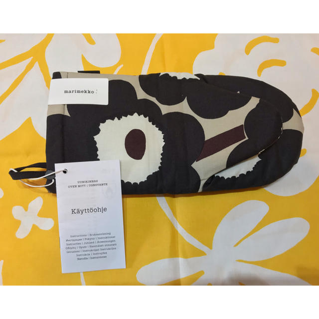 marimekko(マリメッコ)の新品 未使用 マリメッコ marimekko オーブンミトン 鍋つかみ インテリア/住まい/日用品のキッチン/食器(その他)の商品写真