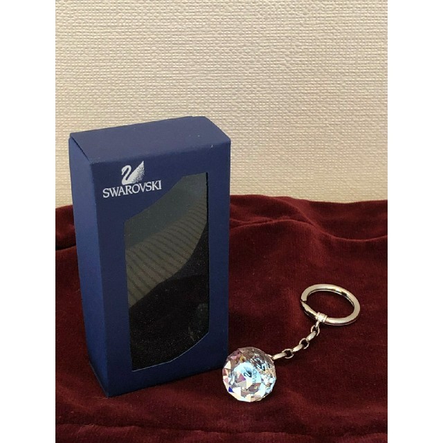SWAROVSKI - スワロフスキー キーホルダー ボール型の通販 by 蘭 SWAROVSKI - スワロフスキー キーホルダー ボール型の通販 by 蘭