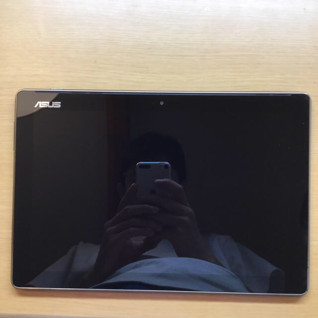 ASUS(エイスース)のasus ZenPad10  スマホ/家電/カメラのPC/タブレット(タブレット)の商品写真