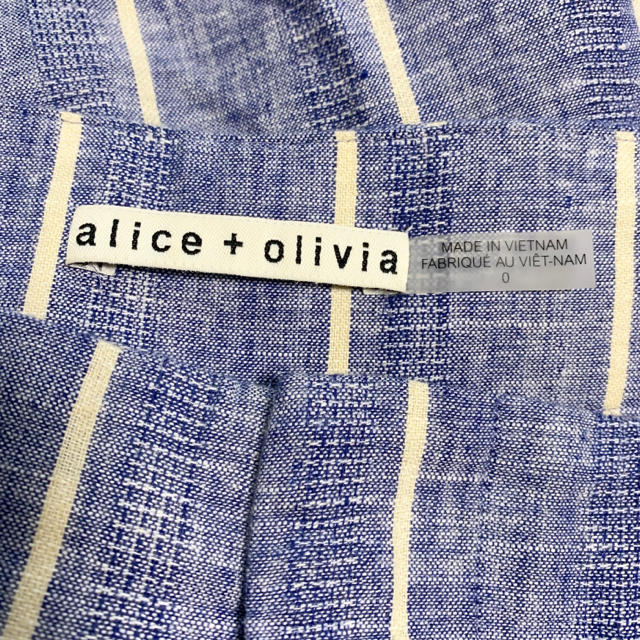 Alice+Olivia(アリスアンドオリビア)の新品 alice＋olivia ストライプ パンツ レディースのパンツ(カジュアルパンツ)の商品写真