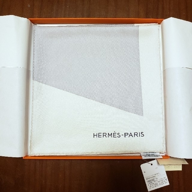 Hermes - 【レア】HERMES カレ90　2018AW　新品タグ付き