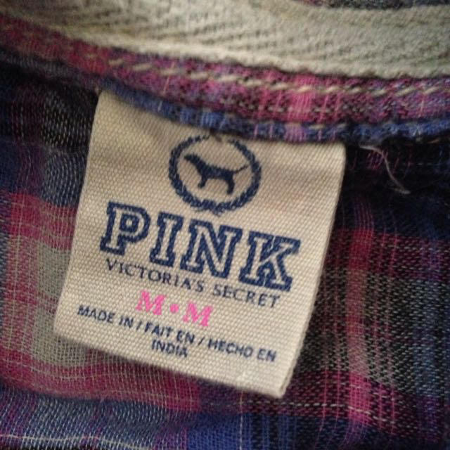 Victoria's Secret(ヴィクトリアズシークレット)のPINK♡チェックシャツ レディースのトップス(シャツ/ブラウス(半袖/袖なし))の商品写真