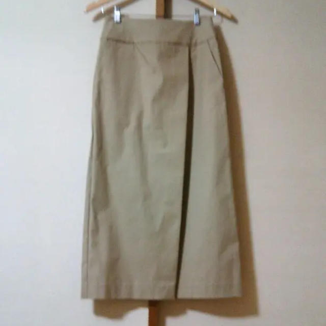 URBAN RESEARCH DOORS(アーバンリサーチドアーズ)の人気完売 アーバンリサーチドアーズ ラップストレートスカート 38 イエナ レディースのスカート(ひざ丈スカート)の商品写真