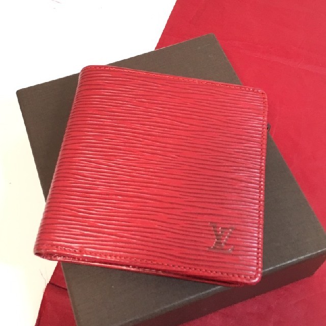 LOUIS VUITTON - ルイヴィトン　エピ　ポルトフォイユ　マルコ　折財布の通販 by フリフリ｜ルイヴィトンならラクマ