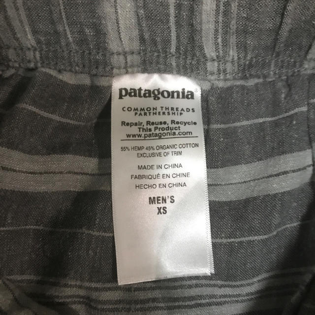 patagonia(パタゴニア)のPatagonia baggies natural XS メンズのパンツ(ショートパンツ)の商品写真