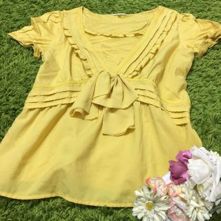 トゥービーシック(TO BE CHIC)のTo be chic❤︎爽やかなレディフリルトップス(カットソー(半袖/袖なし))