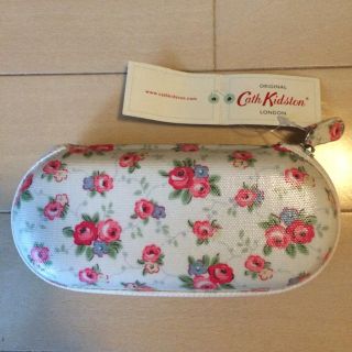 キャスキッドソン(Cath Kidston)の新品タグ付きキャスキッドソンメガネケース(サングラス/メガネ)