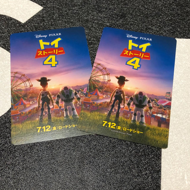 Disney(ディズニー)のトイストーリー4 ムビチケ 大人2枚セット 前売り券 チケットの映画(洋画)の商品写真