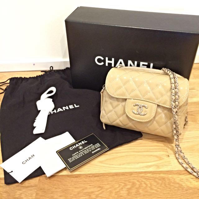 CHANEL(シャネル)のCHANEL☆ポーチ付チェーンウォレット レディースのバッグ(ショルダーバッグ)の商品写真